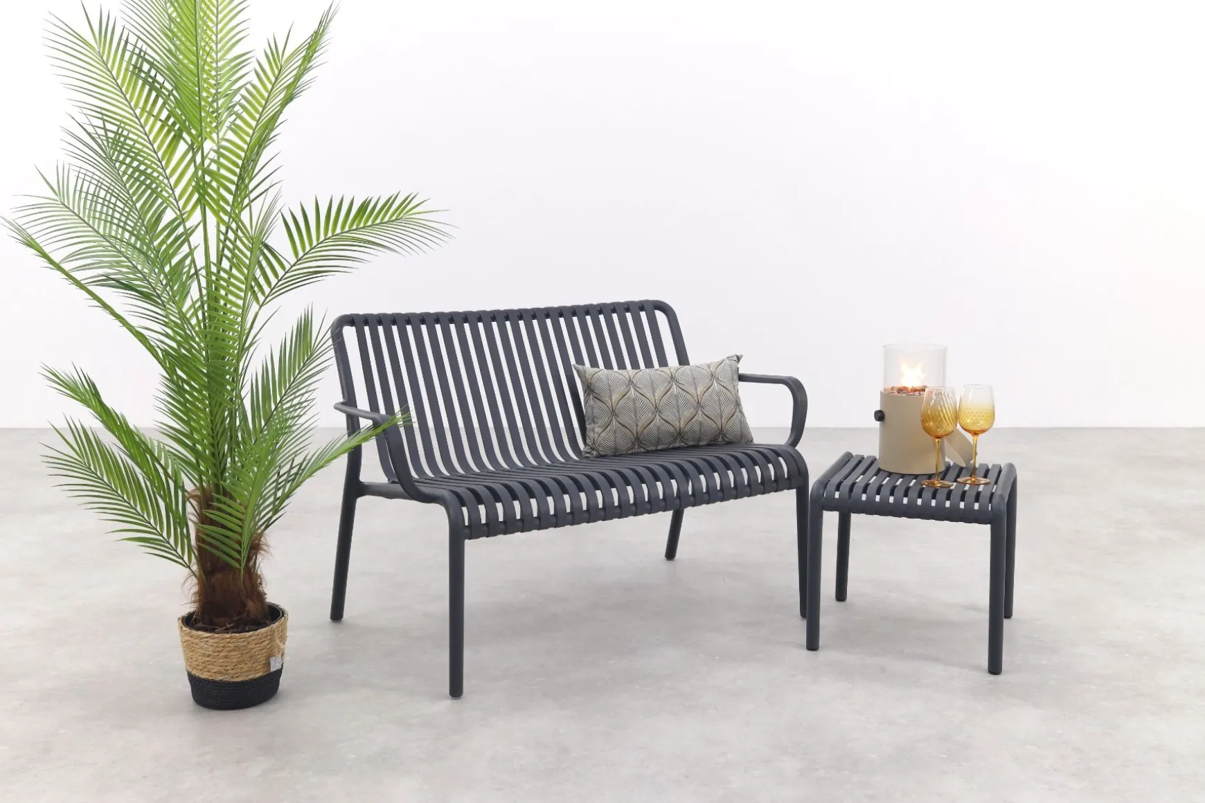 Stripe loungebank 2-zits - antraciet