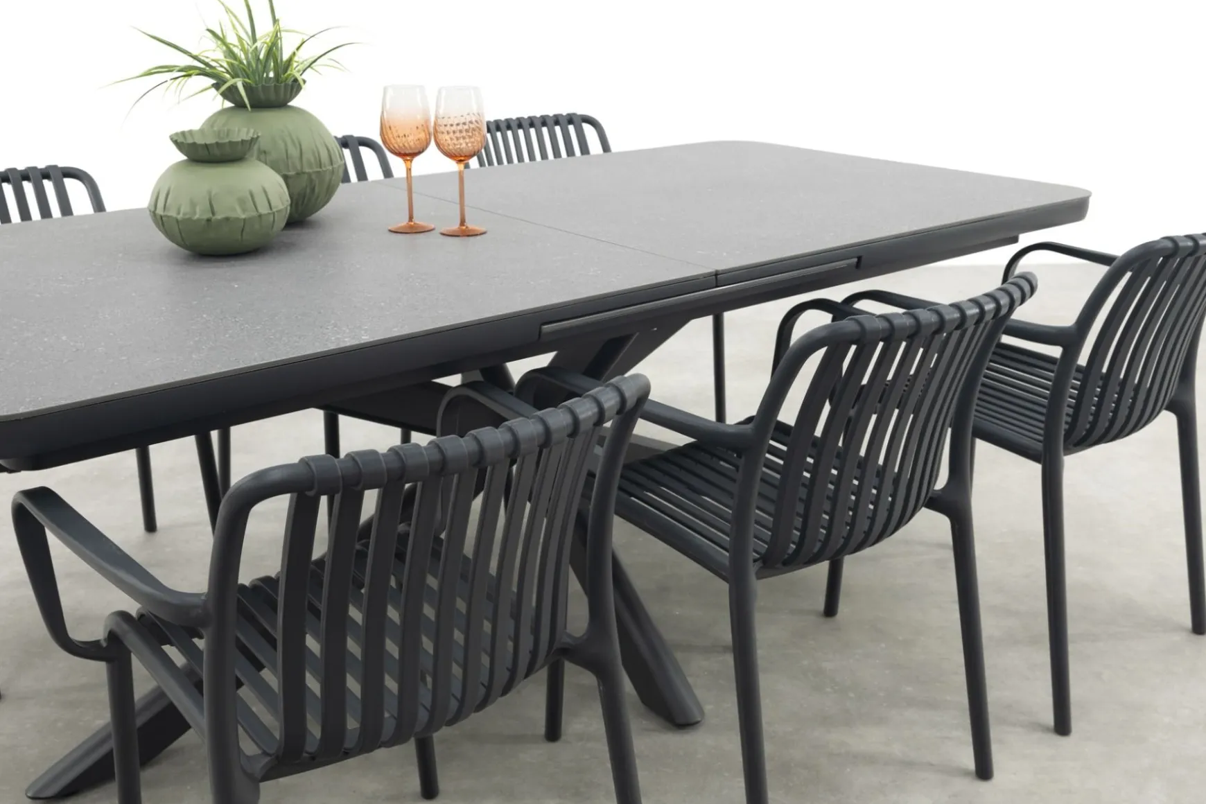 Stripe/Montreal tuinsets - Met uitschuifbare tuintafel - 6 persoons