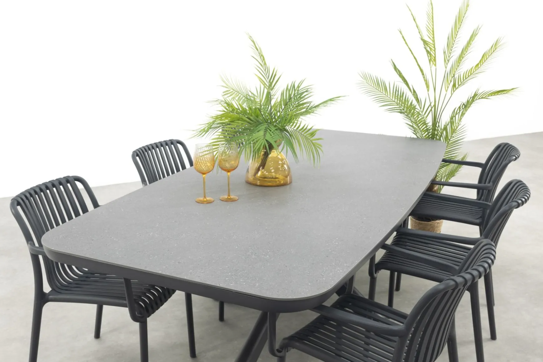 Stripe/Soreno Deens ovale stapelbare tuinset 240x110 cm. - Licht grijs/Antraciet