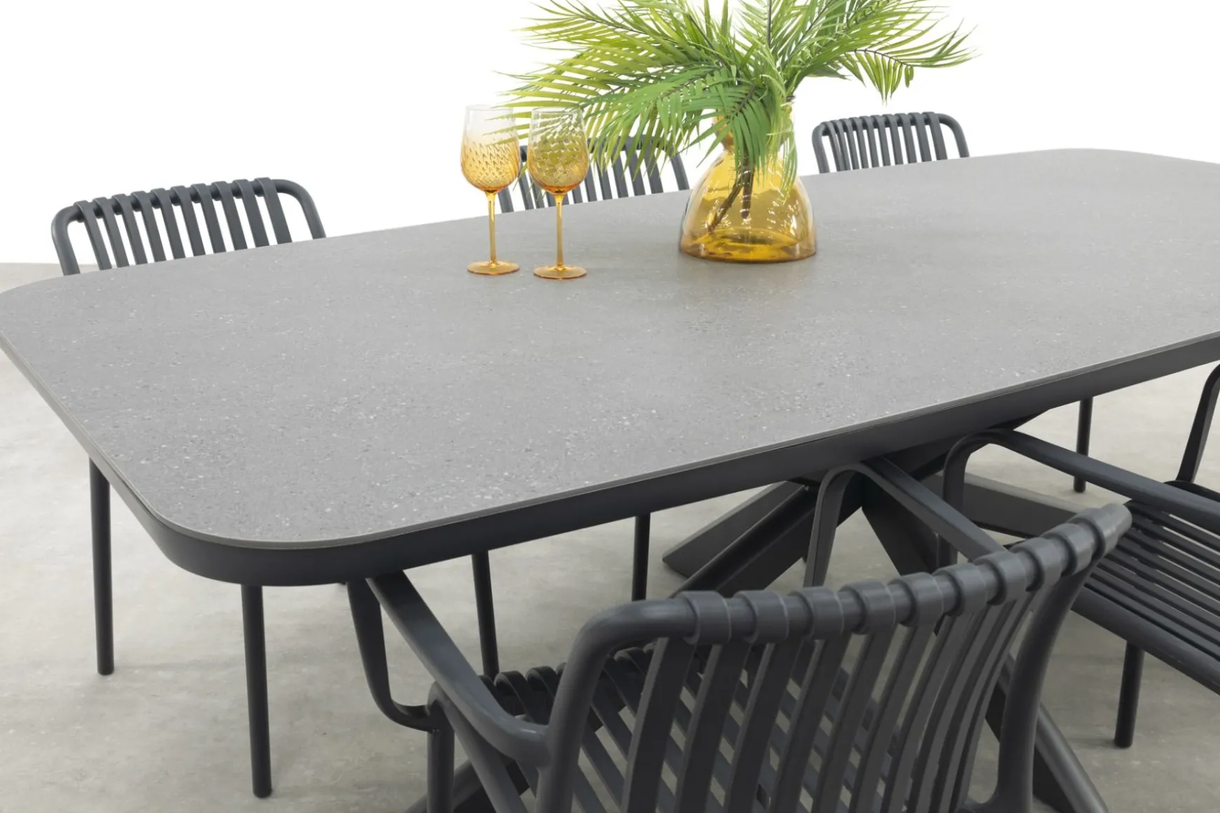 Stripe/Soreno Deens ovale stapelbare tuinset 240x110 cm. - Licht grijs/Antraciet