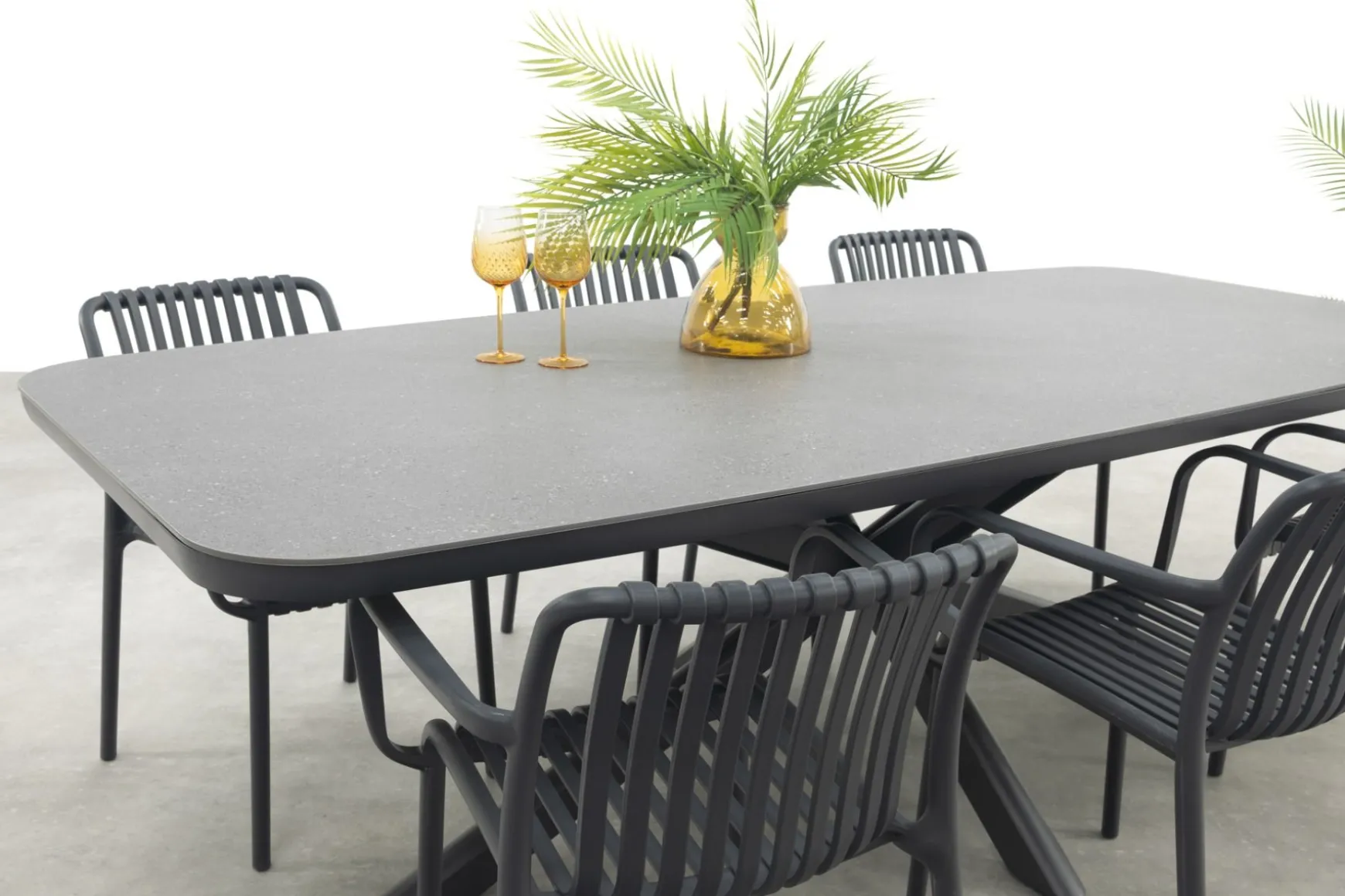 Stripe/Soreno Deens ovale stapelbare tuinset 240x110 cm. - Licht grijs/Antraciet