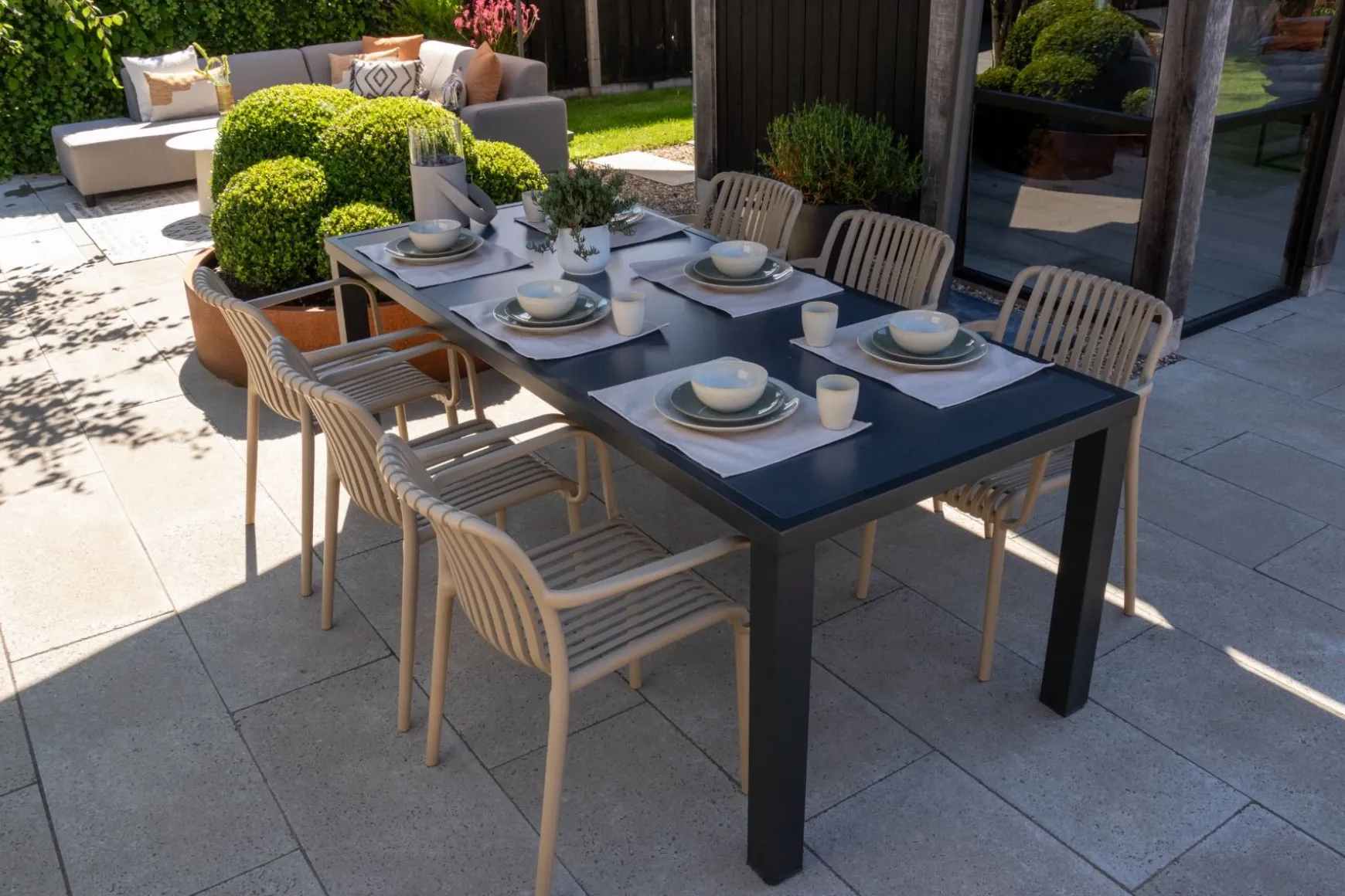 Stripe stapelbare tuinstoel - Taupe