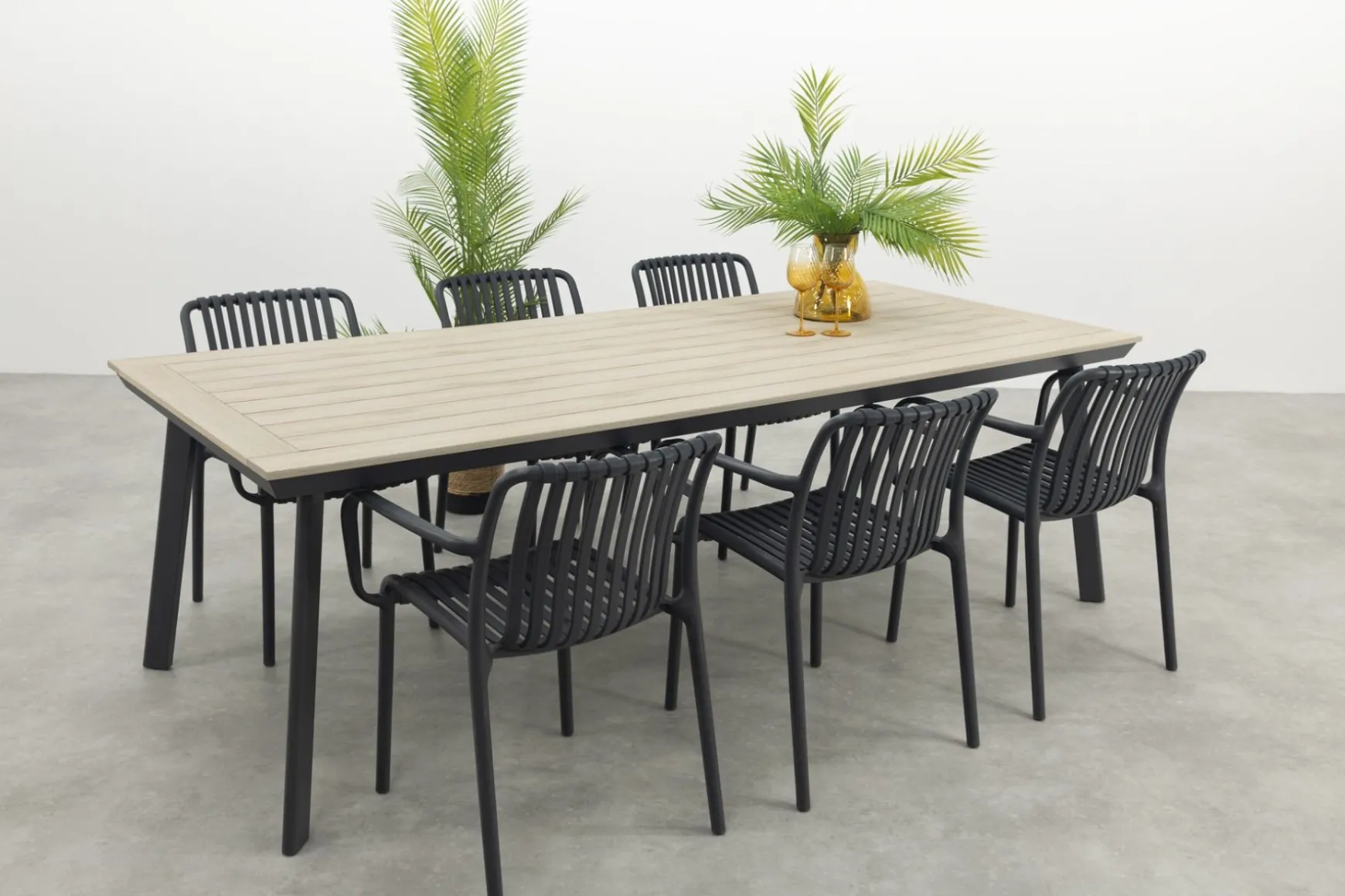 Stripe/Vigo 230 cm. stapelbare tuinset 7-delig
