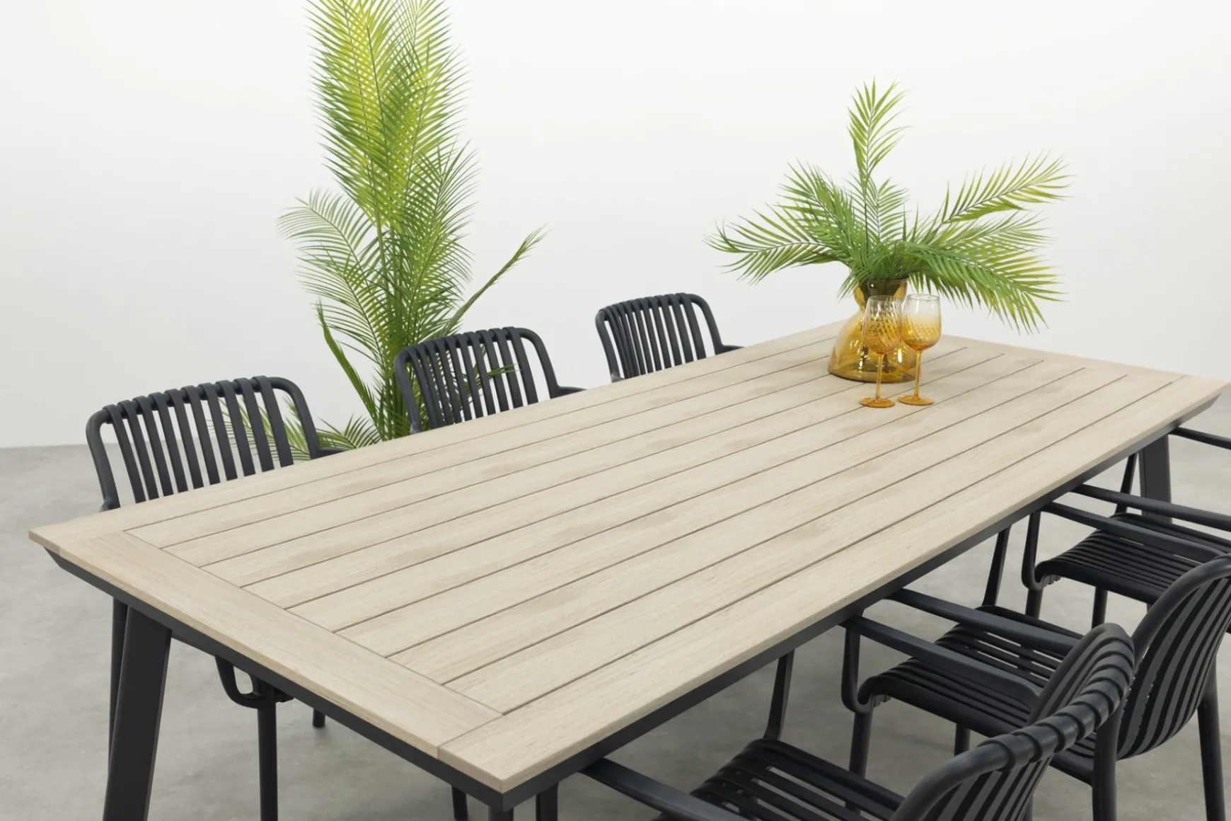 Stripe/Vigo 230 cm. stapelbare tuinset 7-delig