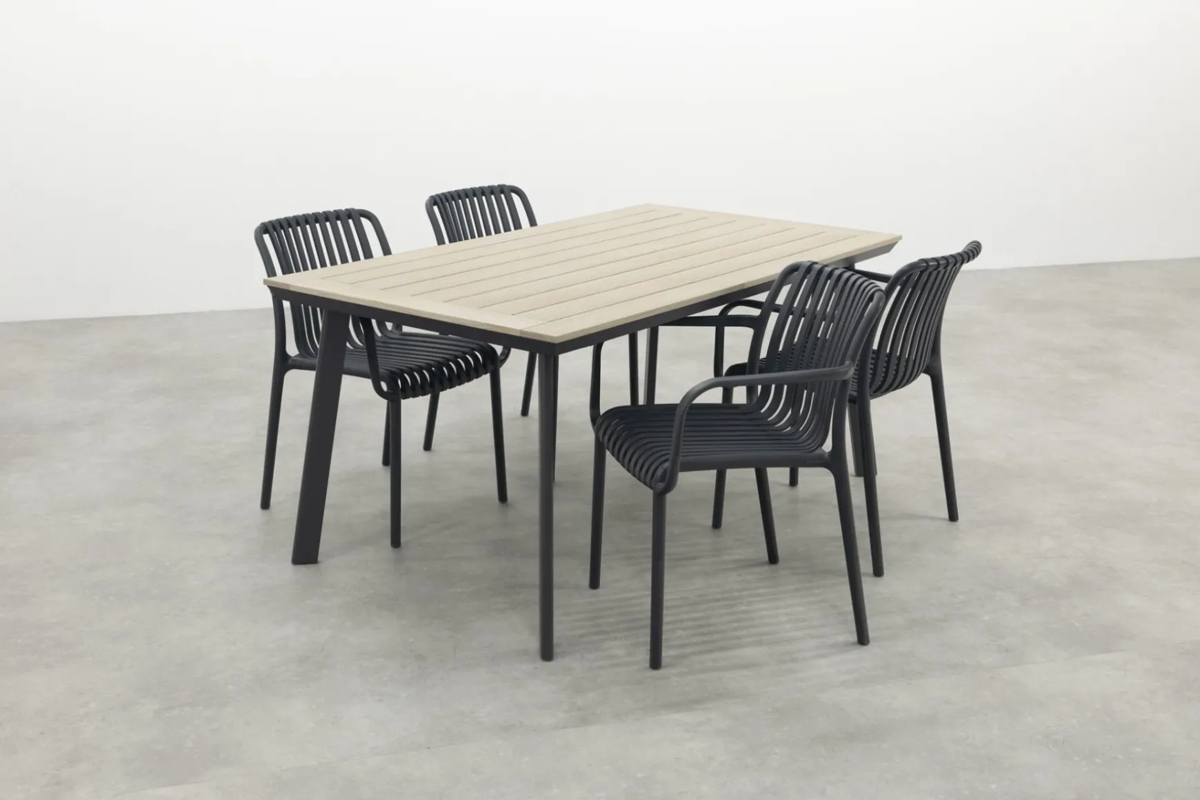 Stripe/Vigo 160x90 cm. stapelbare tuinset 5-delig