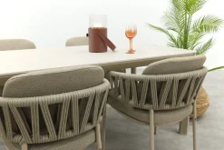 Taste Calma/Hartman Kyra rope tuinset voor 4 personen 180x90 cm. - Latte