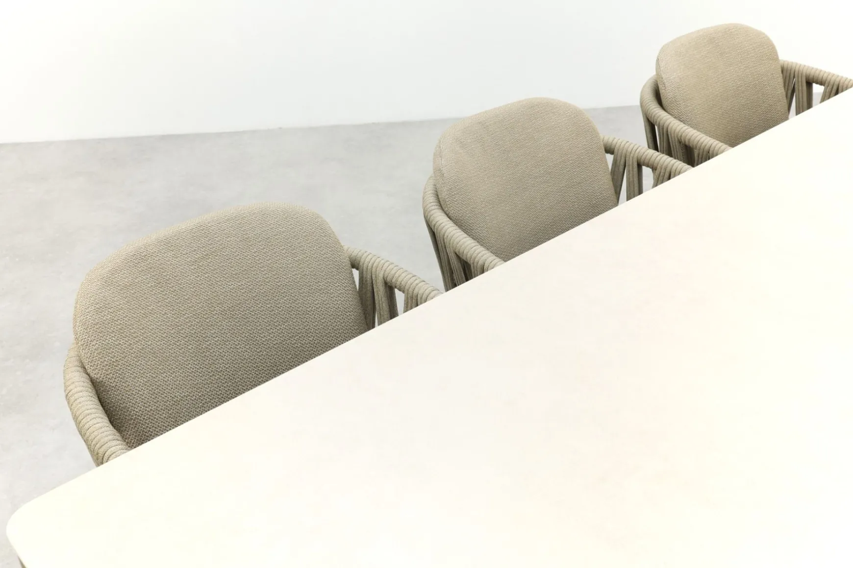 Taste Calma/Hartman Kyra rope tuinset voor 6 personen 240x100 cm. - Latte