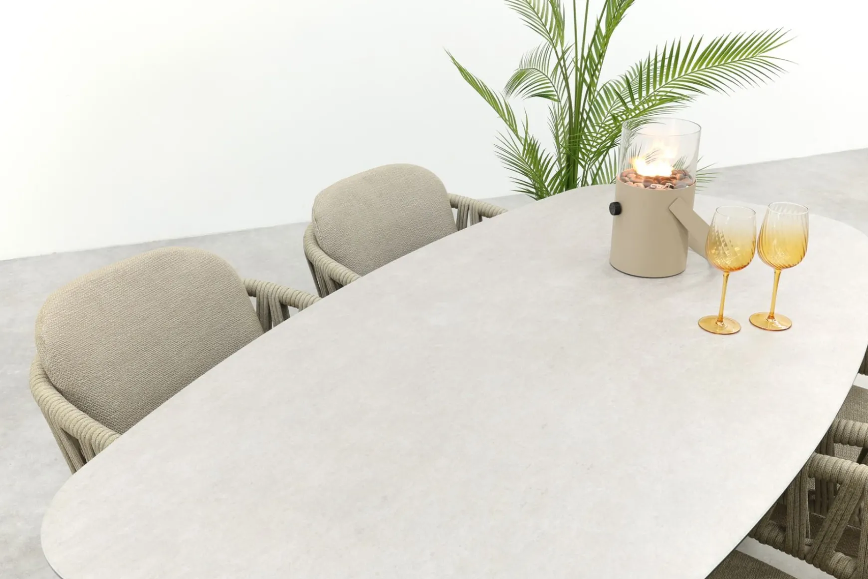 Taste Calma/Manolo 4-persoons Deens ovale tuinset 180x95 cm. - Latte