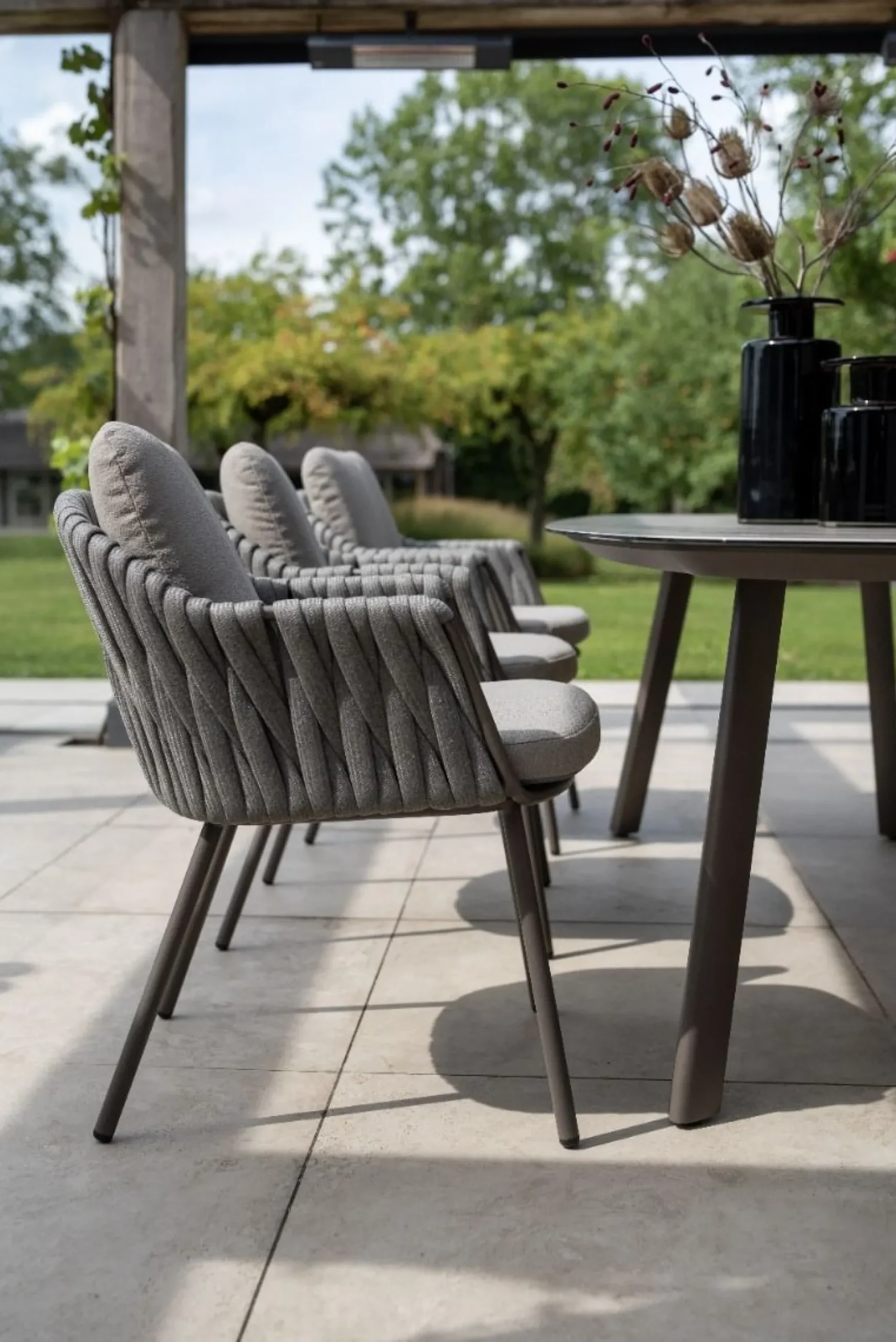 Taste Cannes/Prado 6-persoons Deens ovale tuinset 240x105 cm. - Terre