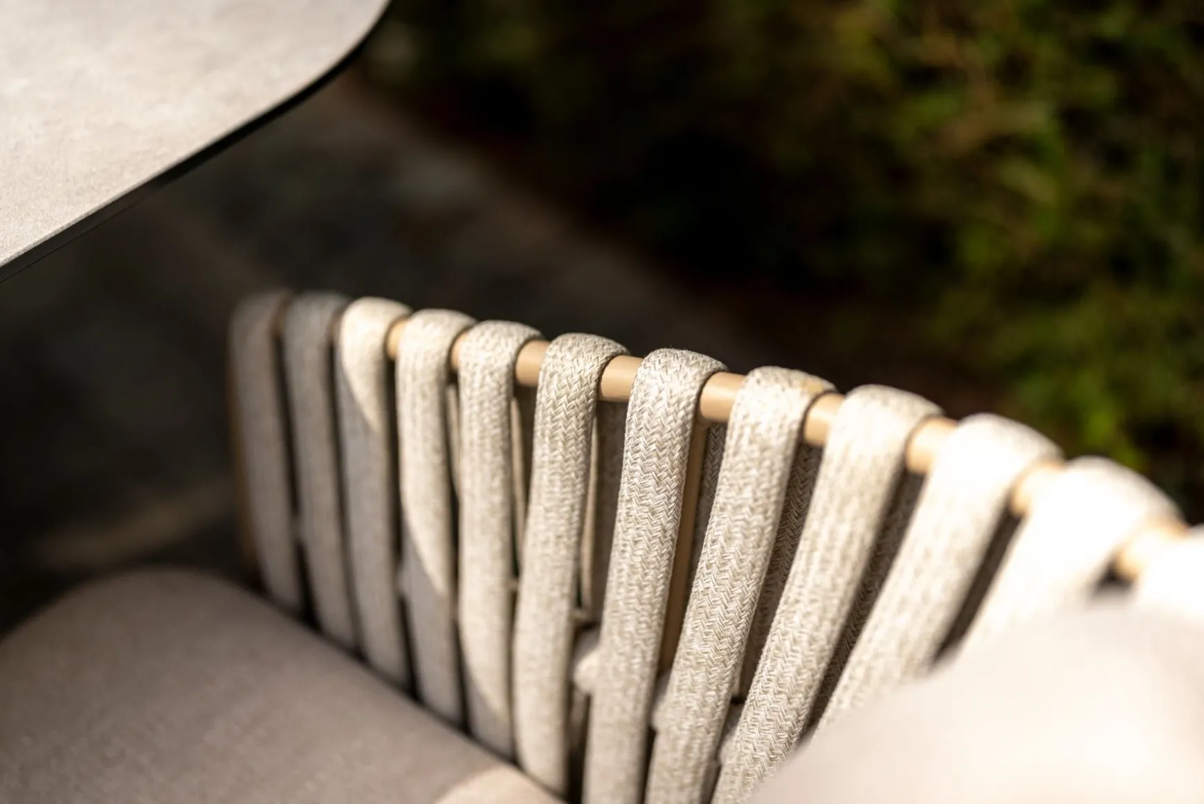 Taste Eva/Manolo 6-persoons Deens ovale dining tuinset 240x103 cm. - Latte