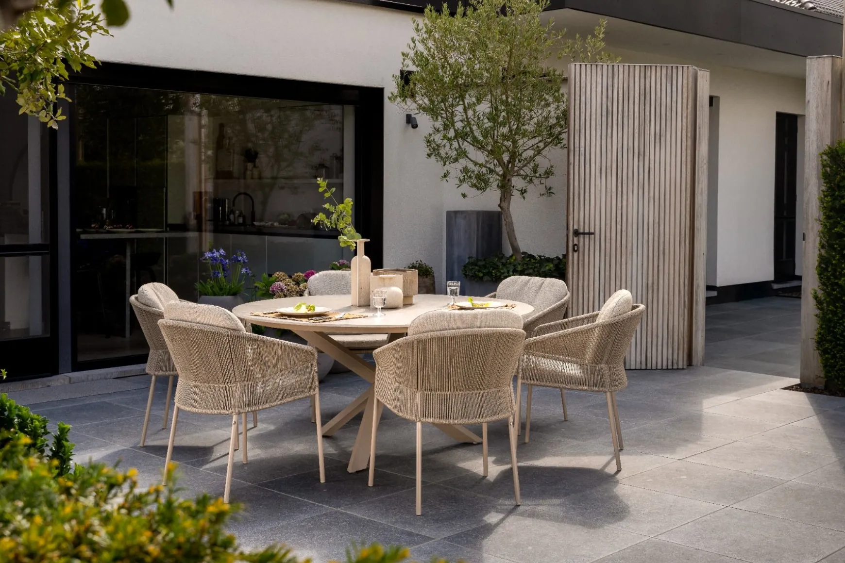 Taste Florence dining tuinstoel (1 stuk) - Latte