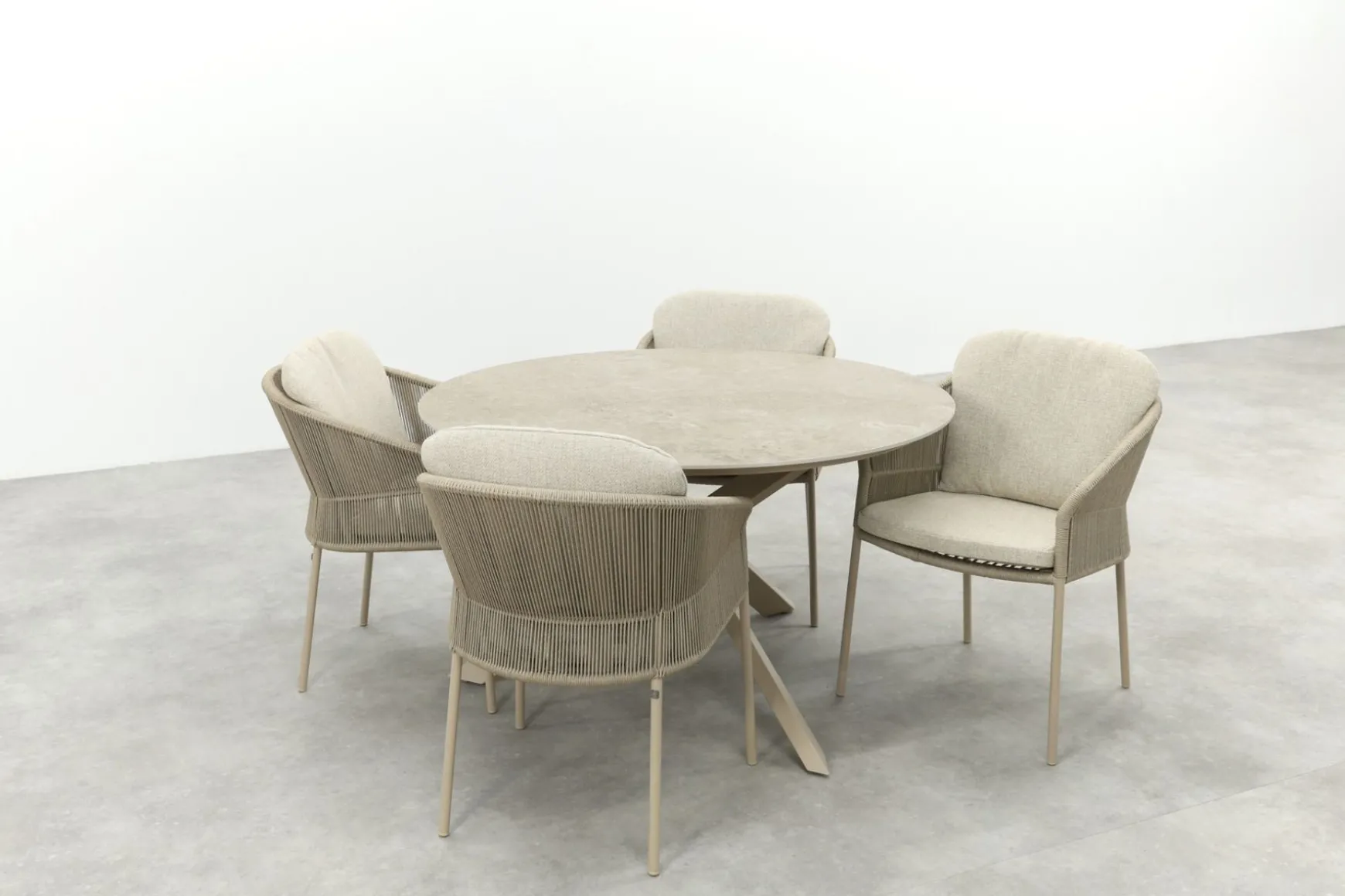 Taste Florence/Prado 4-persoons ronde dining tuinset Ø130 cm. - Latte