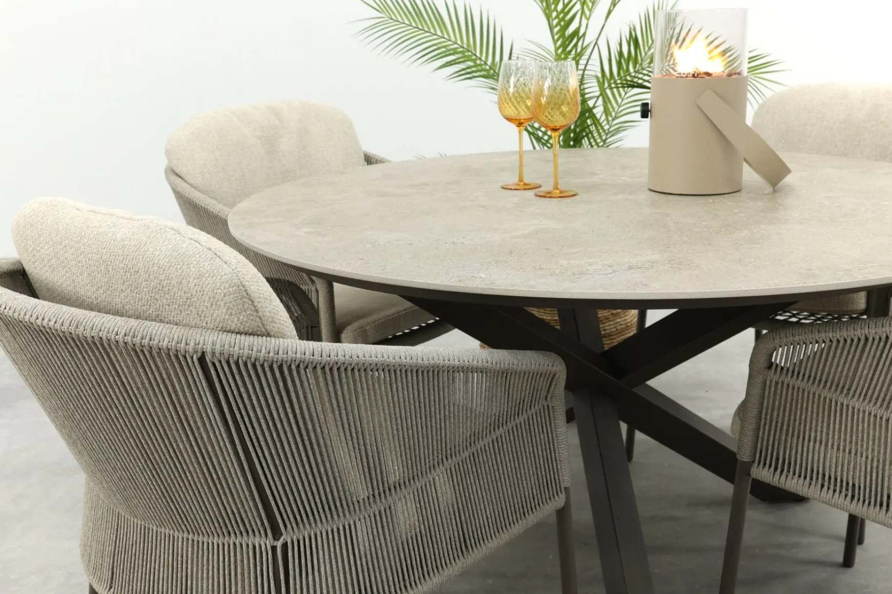 Taste Florence/Prado 4-persoons ronde dining tuinset Ø130 cm. - Terre