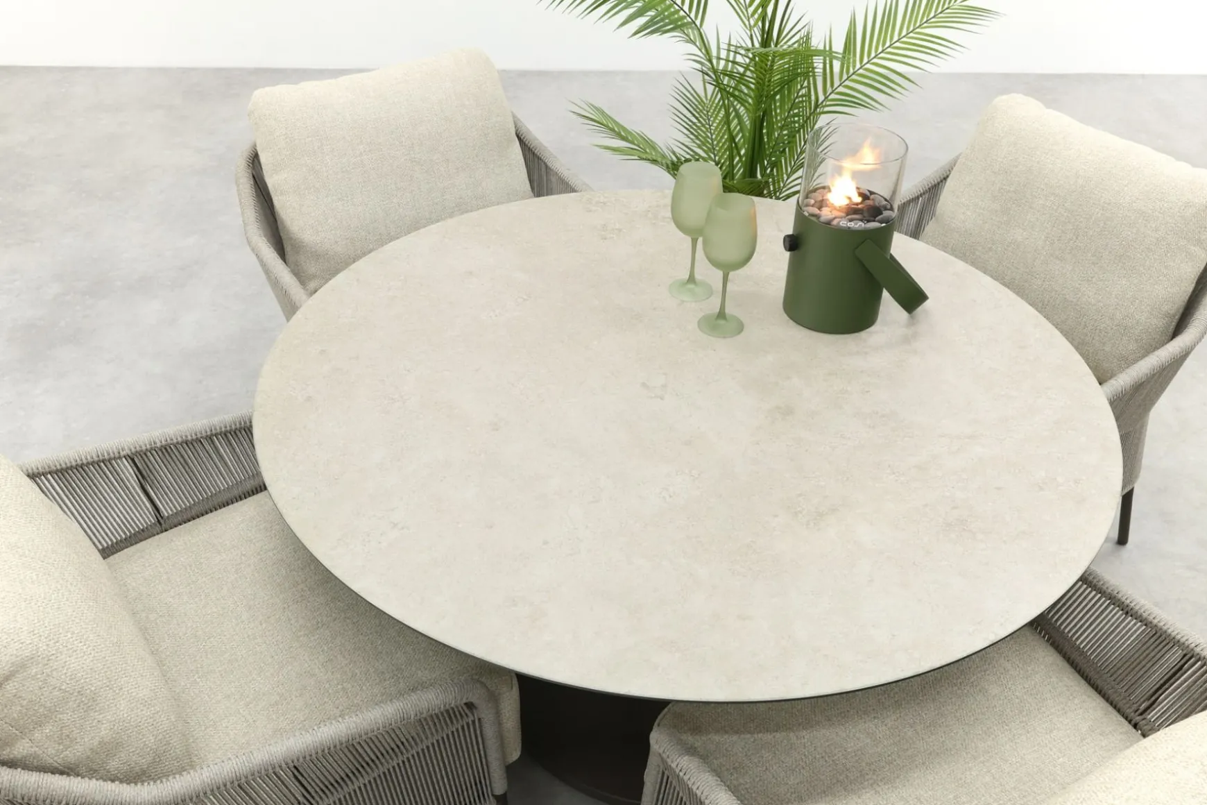 Taste Florence/Sarah ronde low dining tuinset Ø130 cm.- Terre