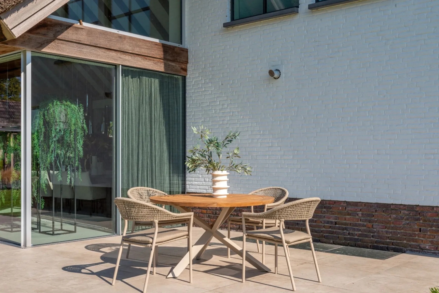 Taste Prado ronde tuintafel Ø130 cm. - latte
