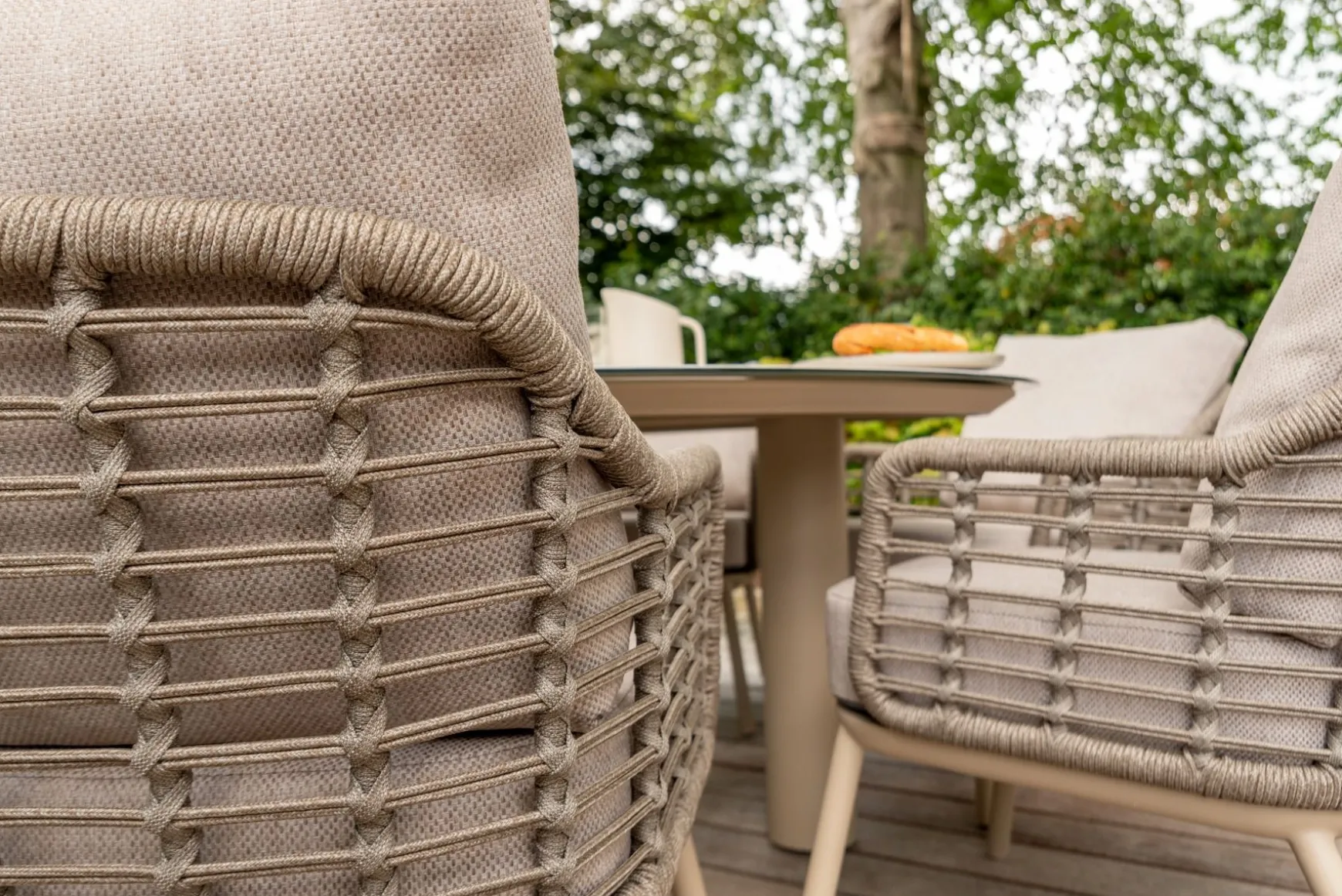 Taste Puglia/Donato low dining tuinset - Ø160 cm.