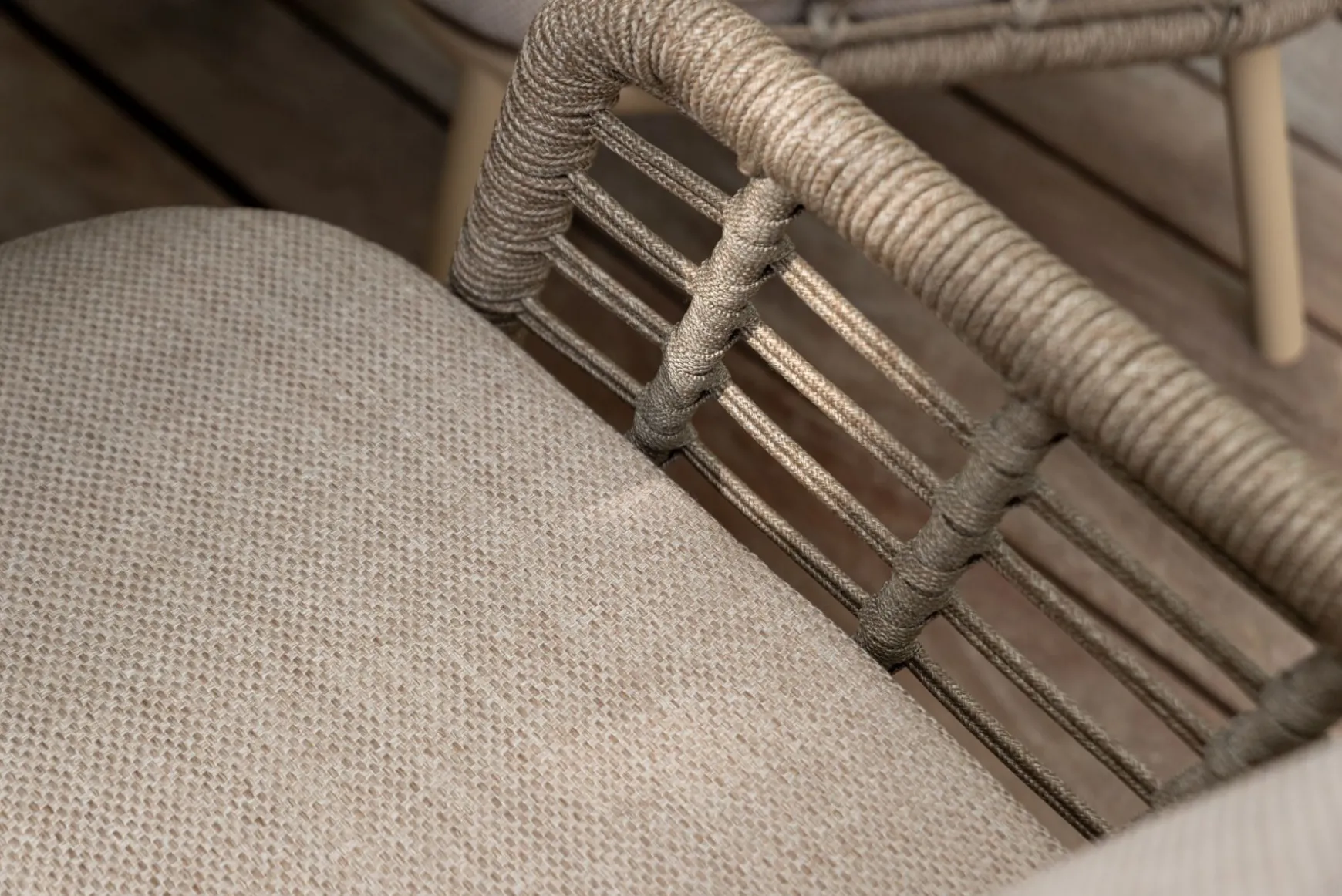 Taste Puglia/Nevada low dining tuinset (7-delig) - Latte