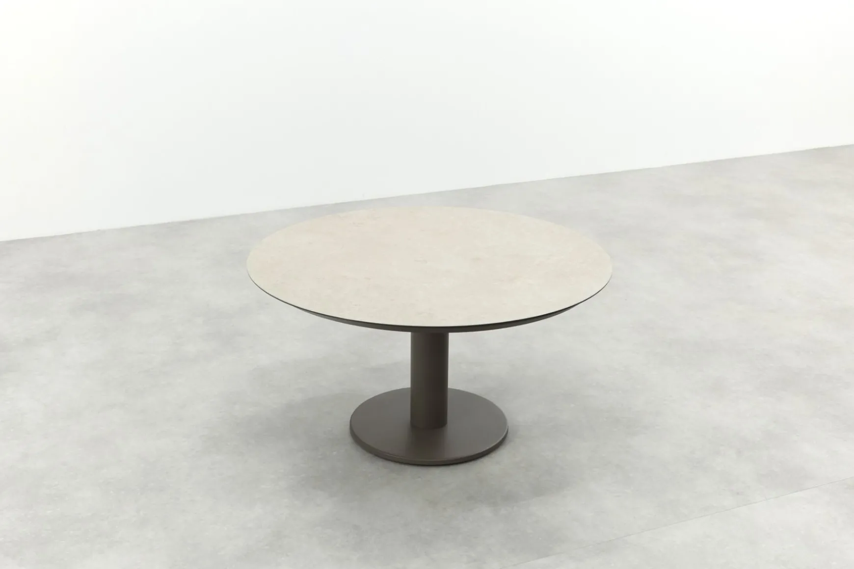 Taste Sarah ronde low dining tuintafel Ø130 cm. - Terre