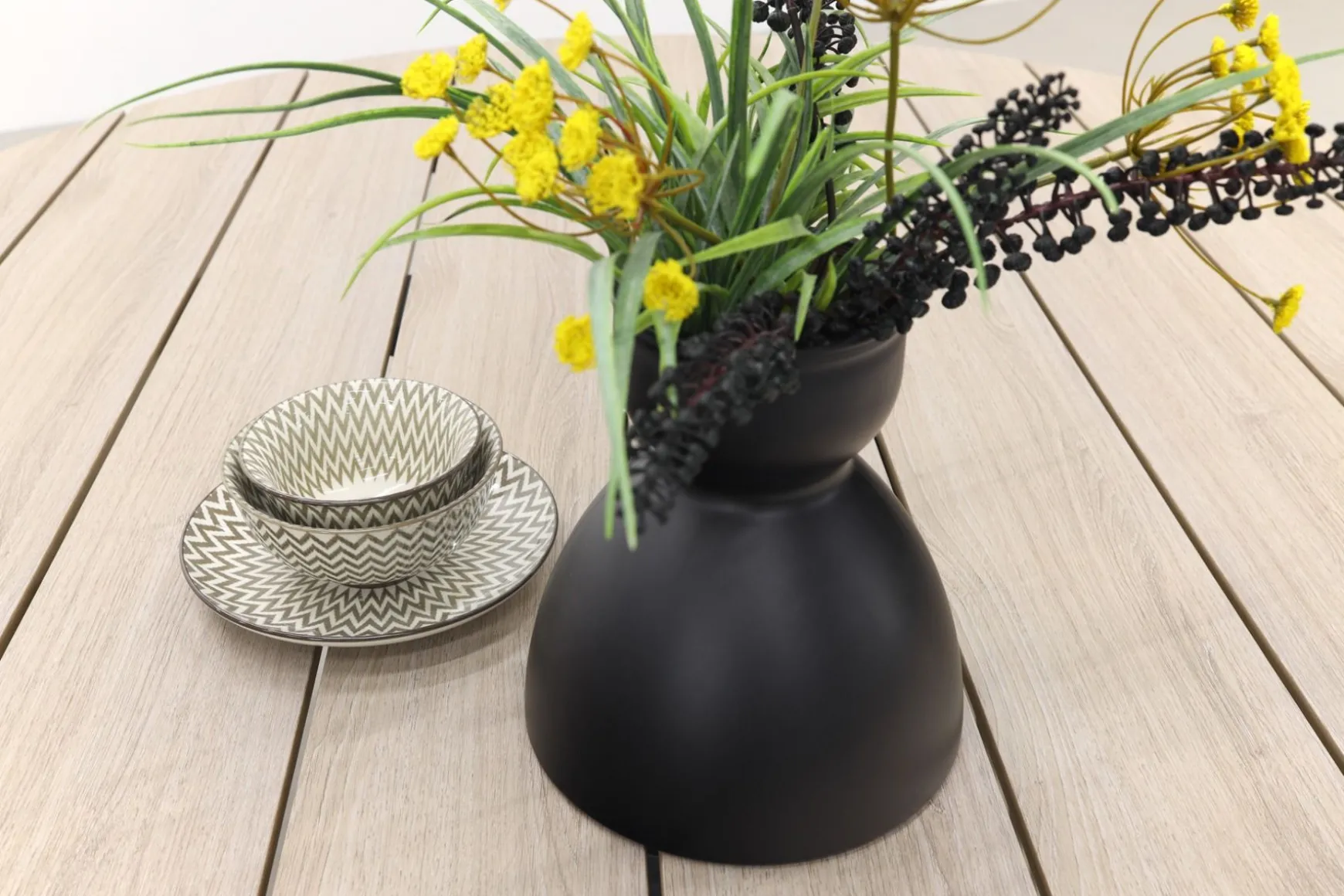 Trinxa ronde tuintafel Ø148 cm. - lichtgrijs