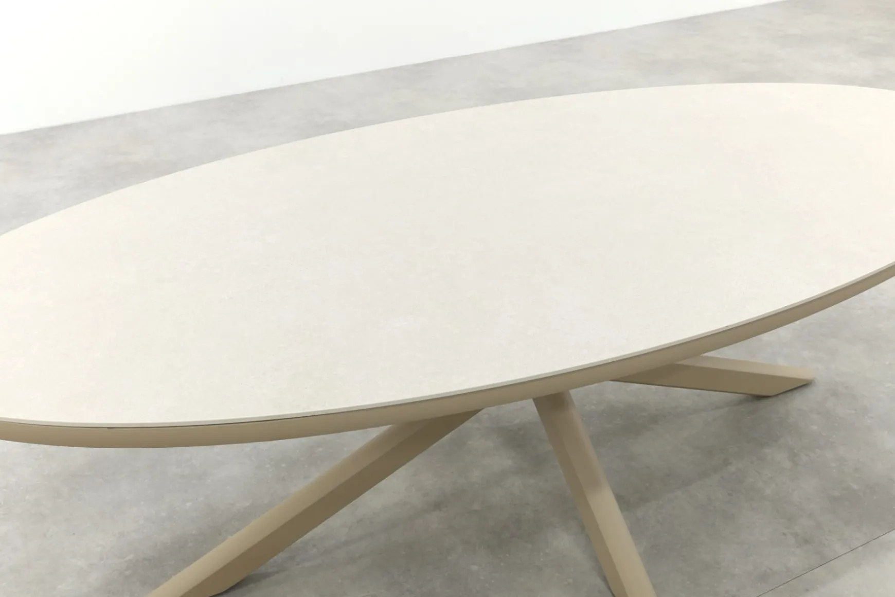 Ventaro ovale tuintafel 240x115 cm. - Latte